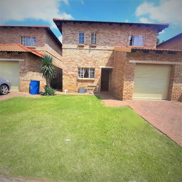 3 Bedroom Property for Sale in Waterval East North West